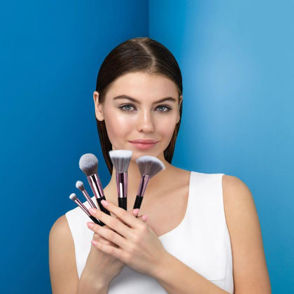 8 براش آرایشی خیلی ضروری و کاربرد آنها – قسمت اول